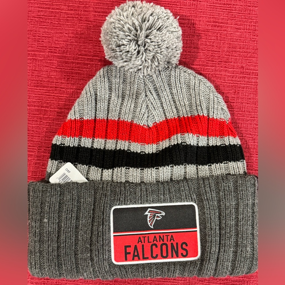 ATL BEANIE - adult NWT cuffed pom knit hat beanie
